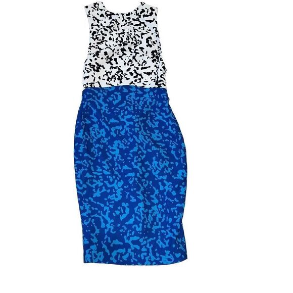 NEW House Of CB Lamour White Printed Stretch Pencil Dress White Black Blue sz XS - Picture 2 of 9